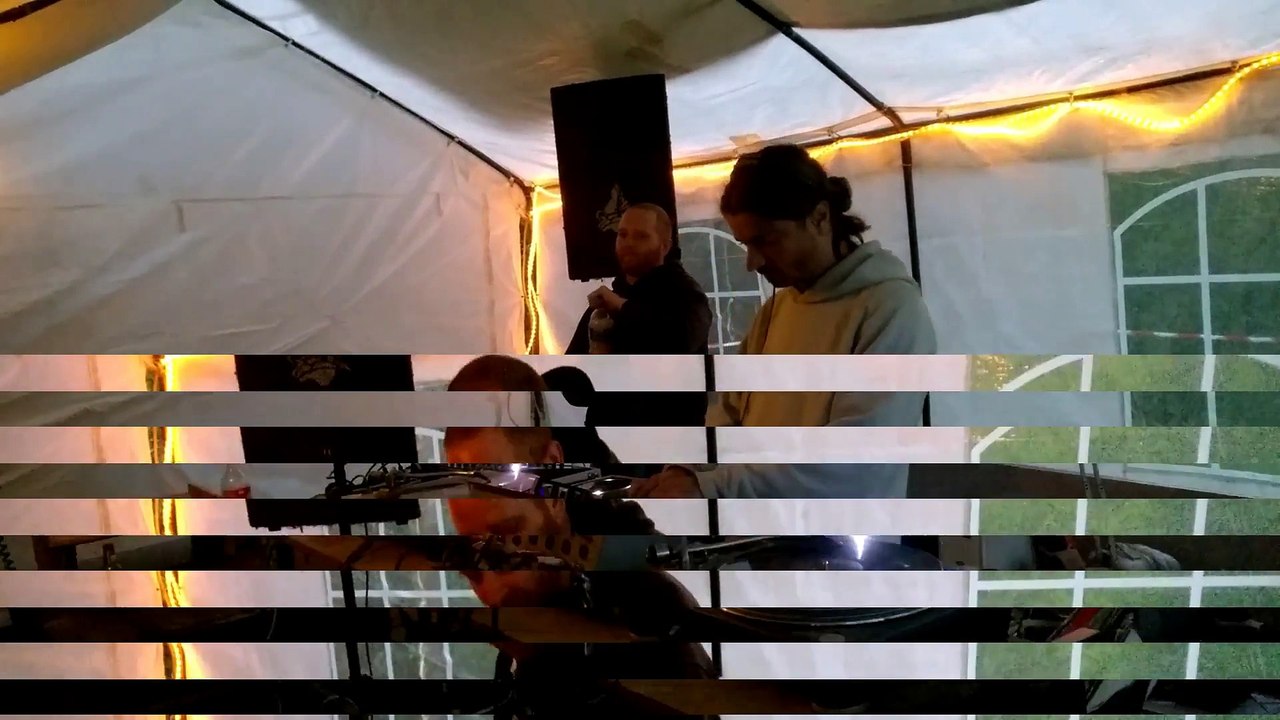 En Avril Ne Te Découvre Pas d'Un Fil // 18 avril 2015