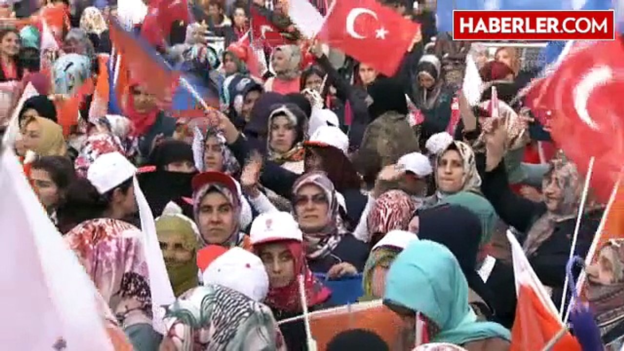 Davutoğlu: "Baskılarla Bölgenin Kalkınmasını Engellemeye Çalışıyorlar"