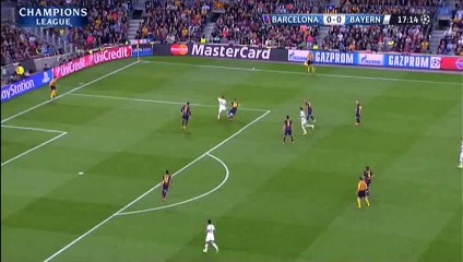 Robert Lewandowski Amazing Chance - Barcelona 0-0 Bayern Munich - 06-05-2015