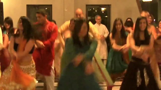 Gangnam Style Mehndi Dance Cute couples dancing amazingly