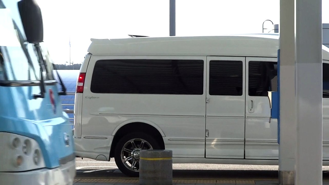 2014.11.14 CNBLUE at Incheon Airport to Sendai, Japan