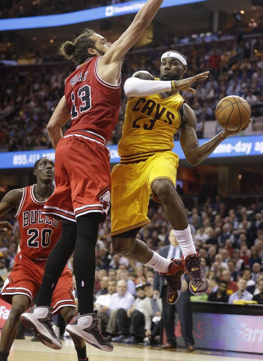 Vintage Lebron lifts Cavs past Bulls