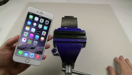 iPhone 6 Plus Extreme Bend Test