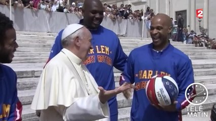 Quelle est la taille du Pape François ?