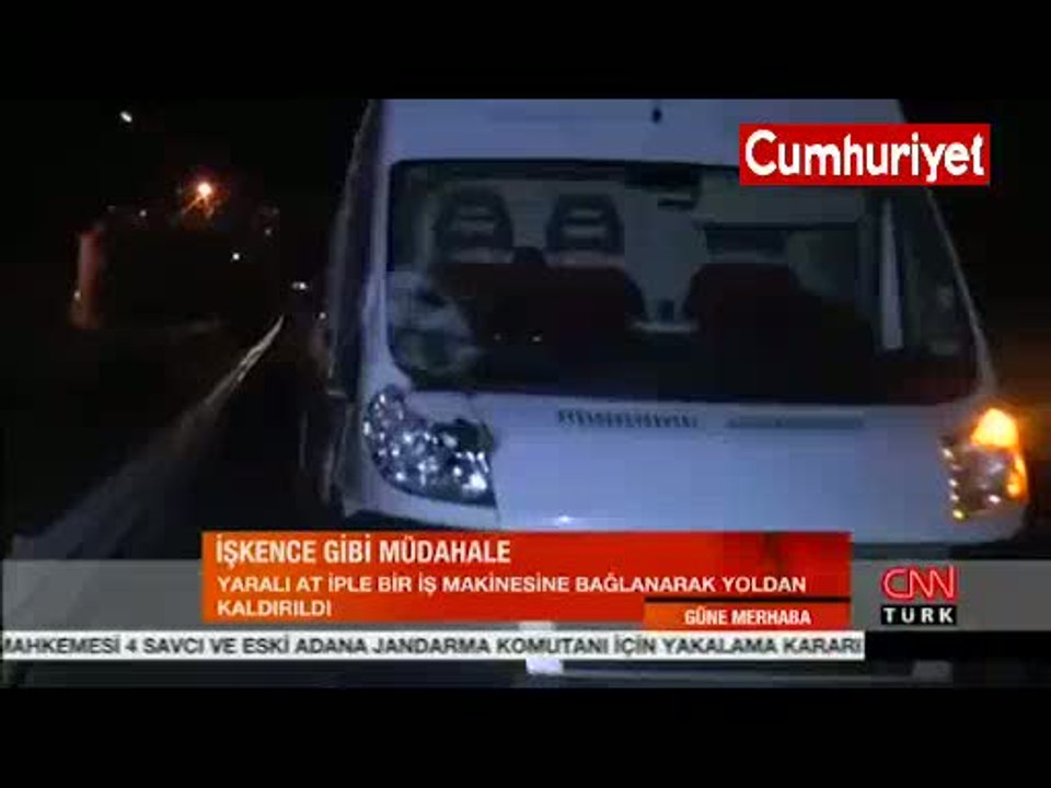 CNN Türk spikerinin dayanamadığı görüntüler