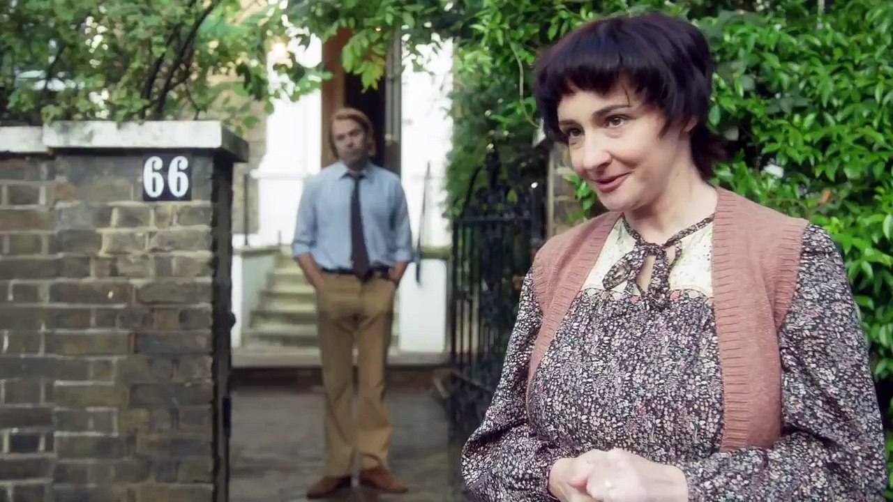 The Lady in the Van Official UK Trailer #1 (2015) - Maggie Smith, James Corden Movie HD