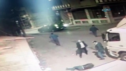 Silahlı dehşet kamerada !