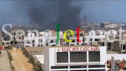 Fumée incroyable à l'aéroport international LSS