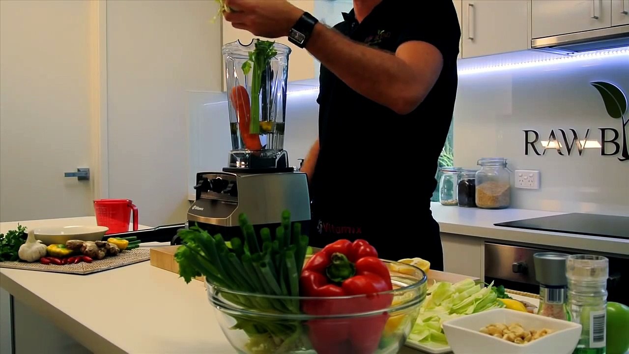 How to Make Hot Soup (Thai Ginger Recipe) in a Vitamix 5200 Blender by