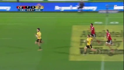 Beauden Barrett fait des misères aux Crusaders