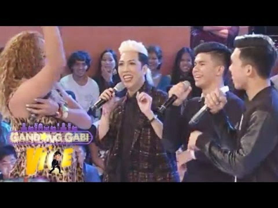 Negi dances with Ravena Brothers