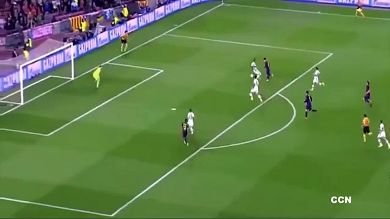 Messi vs Jerome Boateng - Barcelona vs Bayern Munich (3-0) 2015 -
