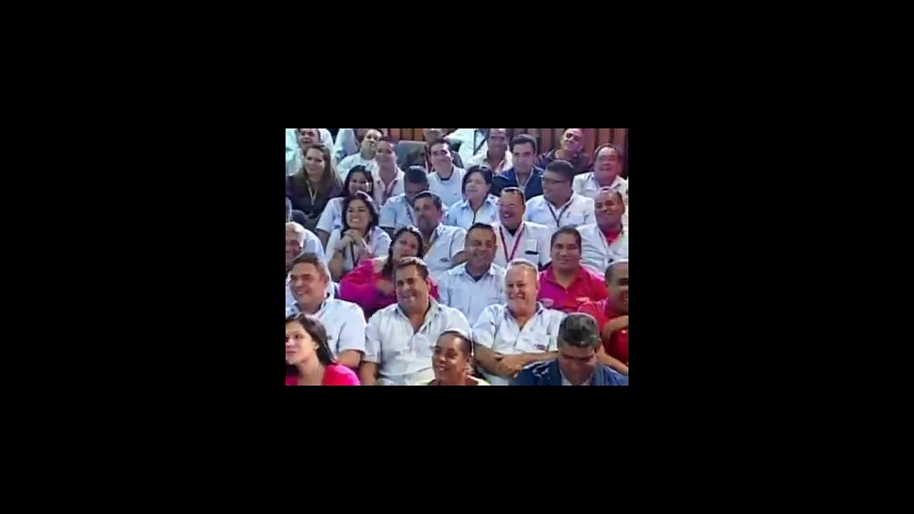 Nicolás Maduro exige respeto a factores políticos de España