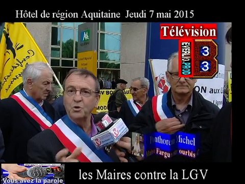 Télévision-Bordeaux-33 les maires contre le projet de la LGV devant hôtel régional d'Aquitaine