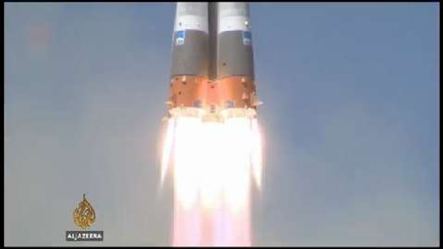 Russian spacecraft plummets towards Earth
