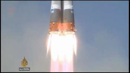 Russian spacecraft plummets towards Earth