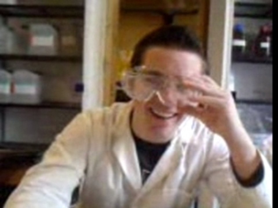 Incroyable mais vrai avec des lunettes