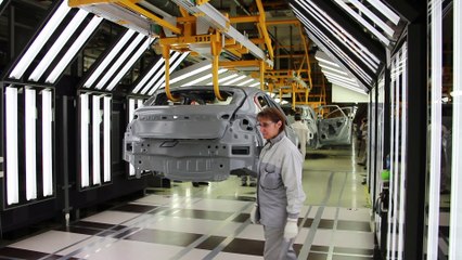 Visite usine PSA Mulhouse : l'atelier peinture