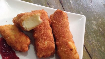 Camembert frito con mermelada de frambuesa | Receta fácil
