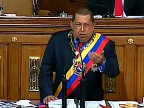 Águila no caza moscas Usted está fuera de ranking, responde Chávez a Corina Machado tras acusarlo de robo