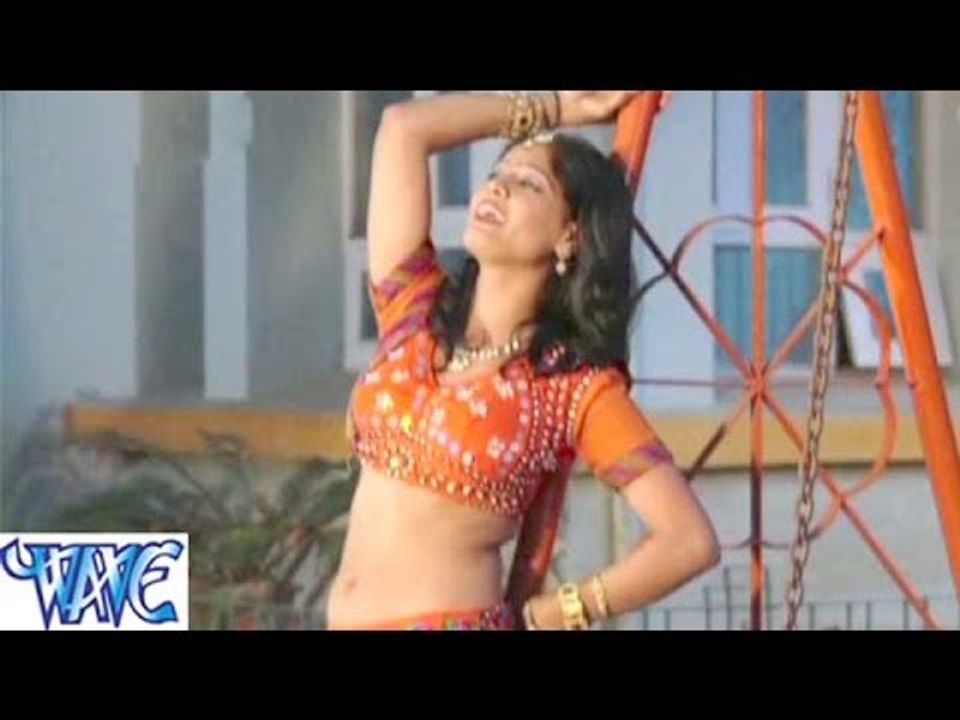 Agal Bagal Line Marela अगल बगल लाइन मरेला - Bich Bajariya Marela Najariya - Bhojpuri Hot Songs HD