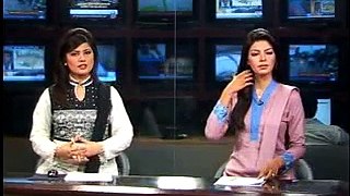 Entertainment - City 42 - Newscasters Blooper-002