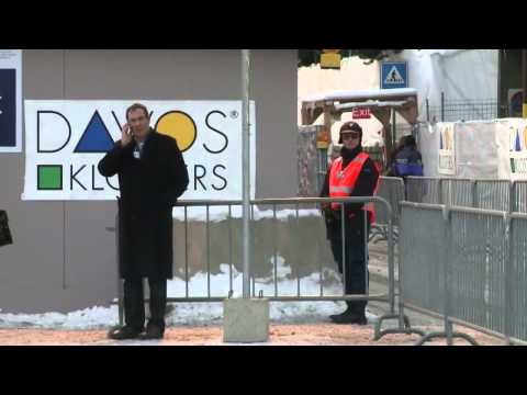 Davos 2015 in 8 languages and 1 minute