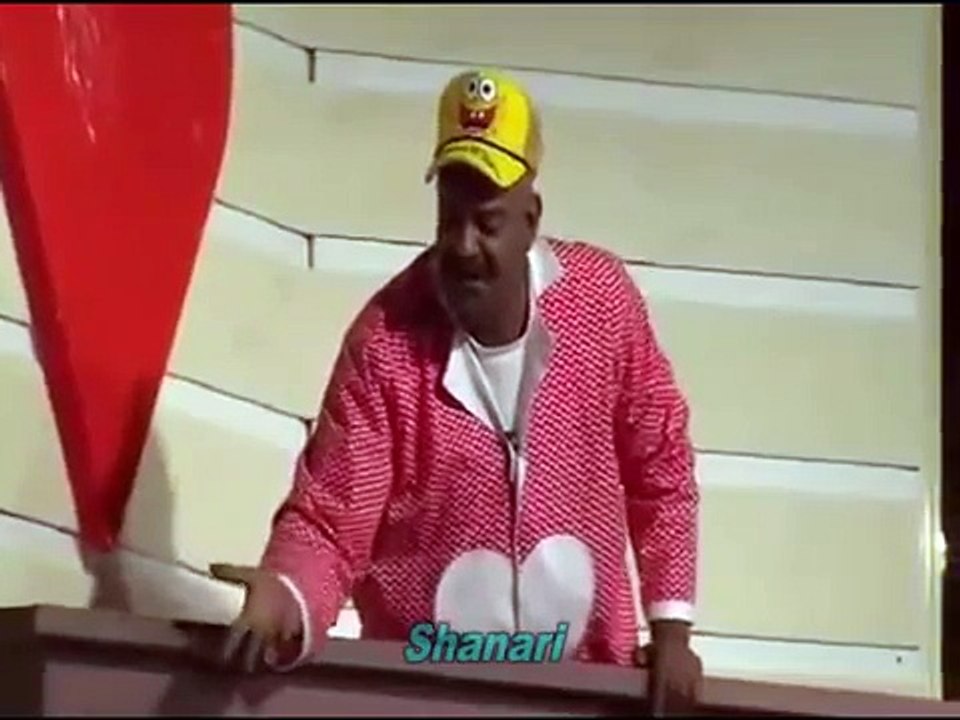 هلوسة أحمد الفرج على طارق العلي بمسرحية ( بسنا فلوس) هههههه