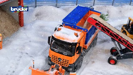 Mercedes-Benz Arocs Winterdienst -- 03685 -- BRUDER Spielwaren