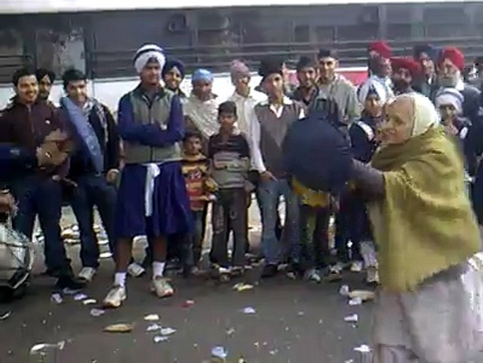 90 Year old doing Gatka