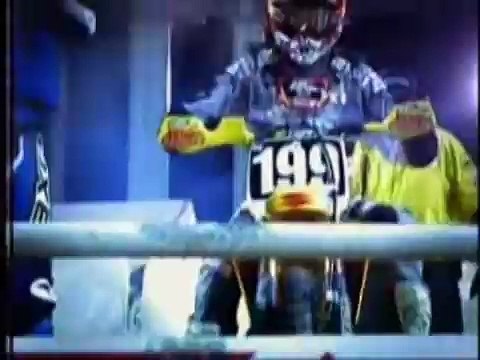 TRAVIS PASTRANA...Y OSTIAS VARIAS..