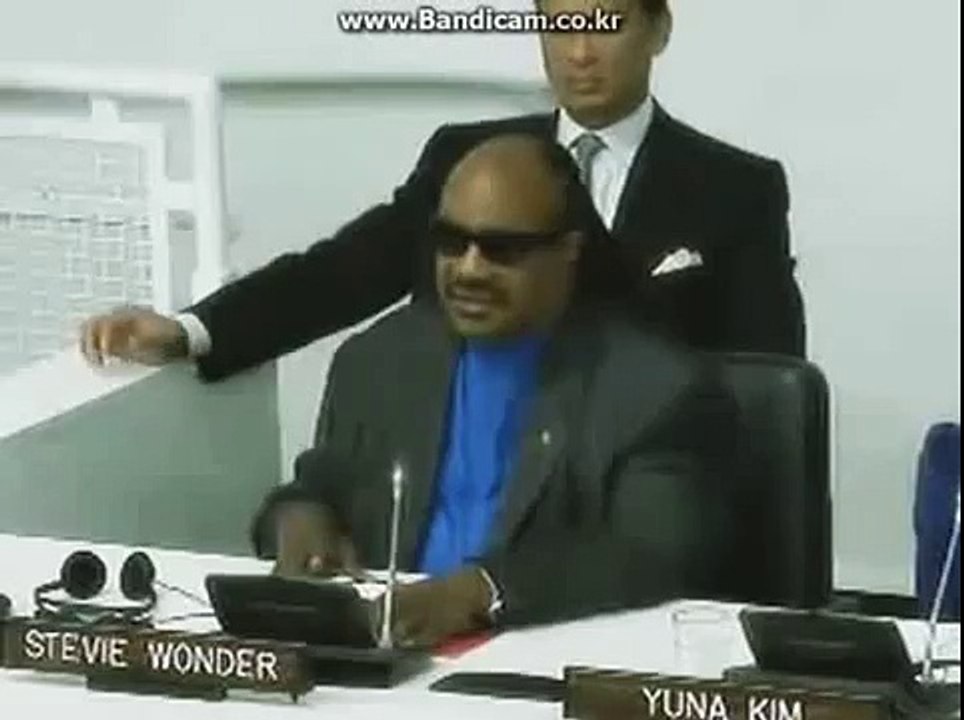 피겨여왕 김연아 스티비원더 배려심 UN Yuna Kim Stevie Wonder good caring