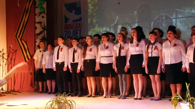 Сводный хор Кривошеинской школы - Хотят ли русские войны