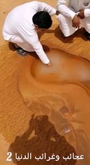 khuda ki qudrat diakhain sehraa ma chasma nikal parha