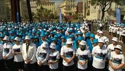 Nice : 6 000 chinois battent le record de la plus longue phrase humaine vue du ciel