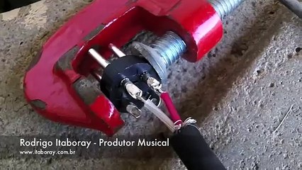 USANDO ALTO FALANTE COMO MICROFONE DE BUMBO