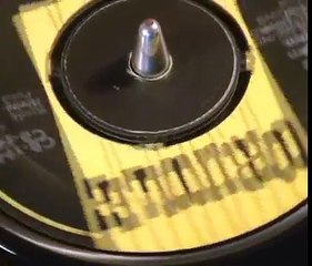 Screaming Lord Sutch & The Savages - She's Fallen In Love With The Monster Man - 1964 45rpm