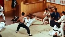 Jackie Chan VS Bruce Lee