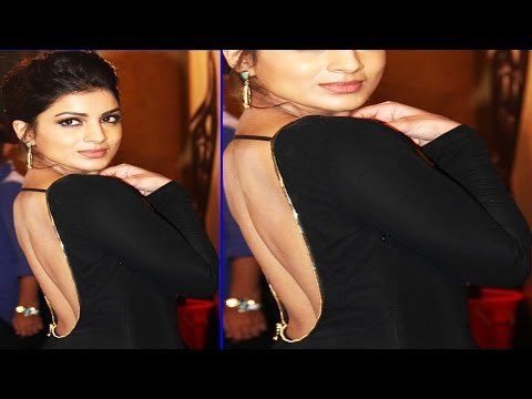 Gorgeous Pallavi Sharda Showing Creamy Hot Back @ Filmfare Awards 2014
