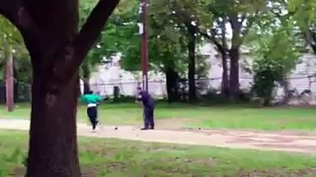 Etats unis: Un policier abat un homme noir de huit balles dans le dos