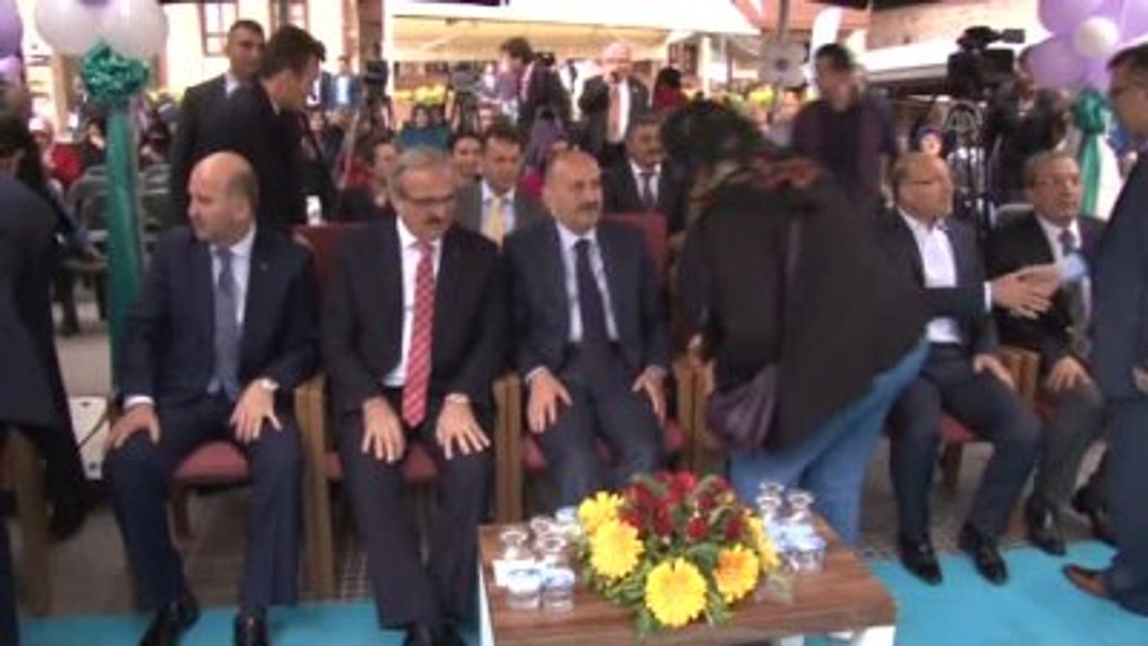 Müezzinoğlu: "Birileri Ağustos Böceği Gibi Geldiler Bugünlerde Cırcır Ötüyorlar"