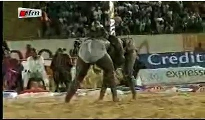 Chute de Tyson face à Gris Bordeaux