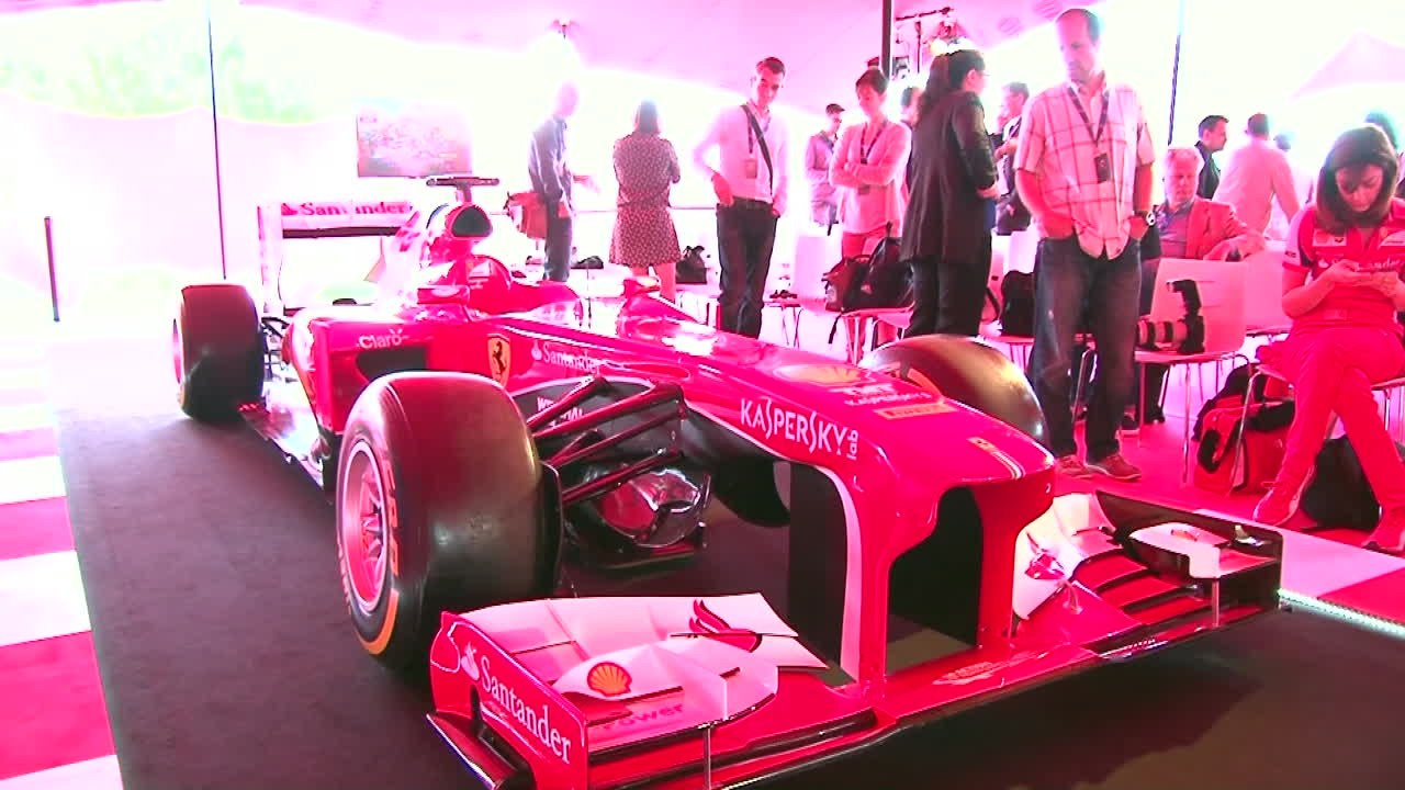 Sebastian Vettel darf bald Ferrari-Achterbahn fahren