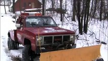 4x4 stuck in snow off-road recovery by BSF RECOVERY TEAM