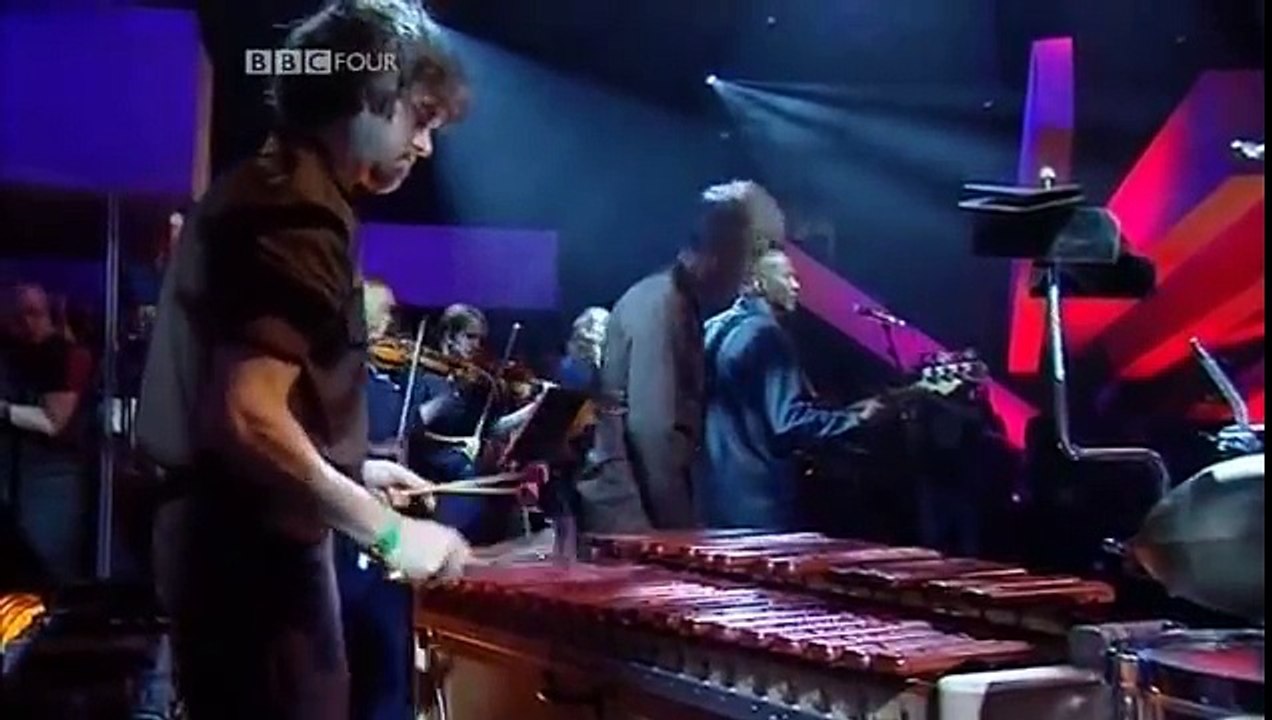 David Byrne - This Must Be The Place Live Jools Holland 2004