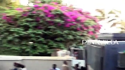 After court Salman Khan waves to his fans