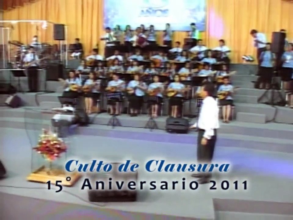 La Iglesia avanza / Coro Menap