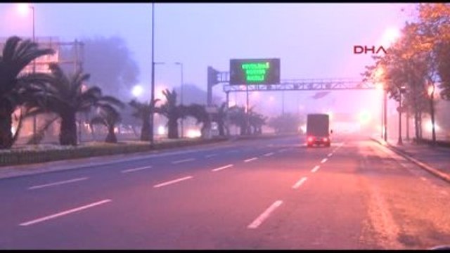 İstanbul Güne Sisle Uyandı