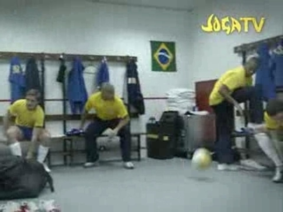 Nike_brasil_team_fr_high