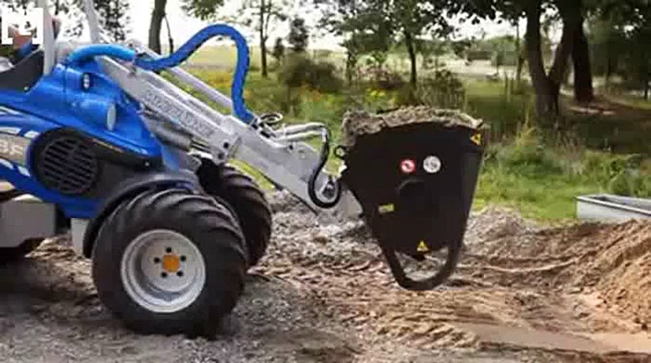 MIXTURE MAKING TRACTOR